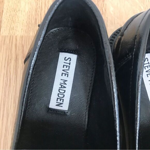 STEVE MADDEN Karmine Black Leather Loafer Gold Chain Buckle‎ Size 5 6.5 New - Picture 7 of 13